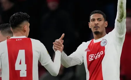 Edson Álvarez: Ajax goleó al Twente con hat-trick de Sebastien Haller