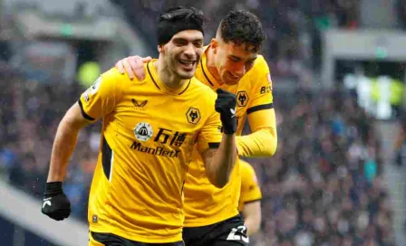 DT de Wolves: ‘Raúl Jiménez no sólo anota goles, también tiene buenas actuaciones’