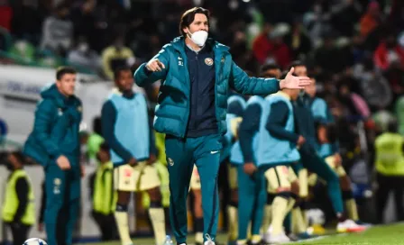 América: ¿Jorge Meré alegó con Santiago Solari en juego ante Santos?