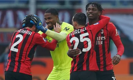 Milan se apoderó del liderato de la Serie A tras victoria ante Sampdoria