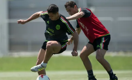 Andrés Guardado sobre Chicharito Hernández: 'No tengo ningún problema con él'