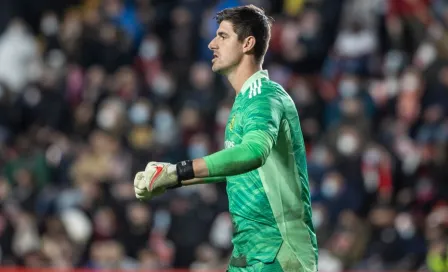 Video: Aficionado del Rayo Vallecano escupió a Thibaut Courtois