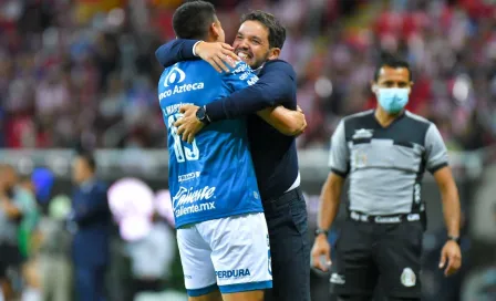 Liga MX: Puebla le remontó a Chivas y volvió al liderato