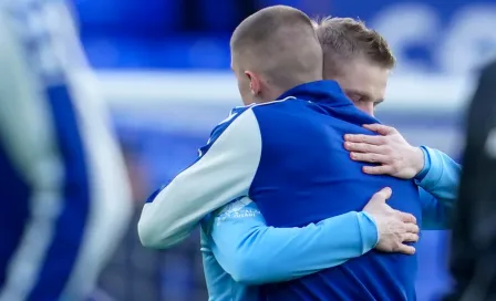 Ucrania: Vitaly Mykolenko y Oleksandr Zinchenko lloraron por su país previo a juego de Premier League