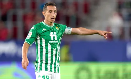 Andrés Guardado: Afición de Sevilla entonó 'Guardado muérete' durante el derbi ante Betis