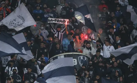 Rayados: Afición continuó con protestas a pesar de la salida del Vasco Aguirre