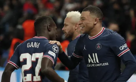 PSG: Gueye recibió insultos racistas tras pisotón a Mbappé