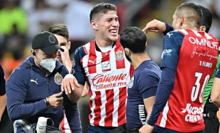 Chivas: Leaño espera que la lesión de Olivas no sea de gravedad