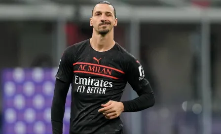 Ibrahimovic: Visitó la fábrica de Ferrari en compañía de Charles Leclerc y Carlos Sainz