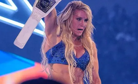 Wrestlemania 38: Charlotte Flair retuvo el título femenil tras victoria sobre Ronda Rousey