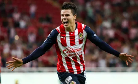 Chivas tras el gol de larga distancia de Pável Pérez: ‘No empiecen a compararlo con Pedri’