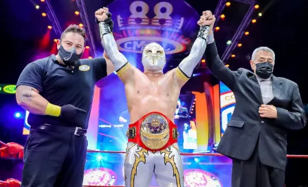 CMLL: Místico se proclamó campeón universal tras vencer a Titán