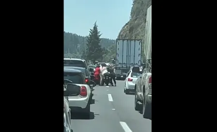 Motociclista dio aventón a novia por accidente en la México-Toluca