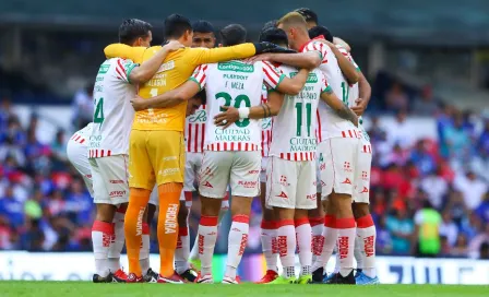 Necaxa: Aficionados de los Rayos fueron retirados del estadio Azteca