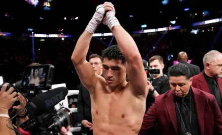 Canelo Álvarez: Dmitry Bivol, dispuesto a bajar a la división del mexicano para la revancha