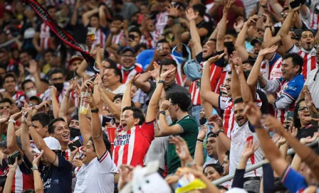 Chivas vs Pumas: Abuelito insultó en plena transmisión: ‘Chin… a su madre, todos’