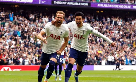 Harry Kane comandó victoria de Tottenham sobre Burnley y se aferra a puestos de Champions