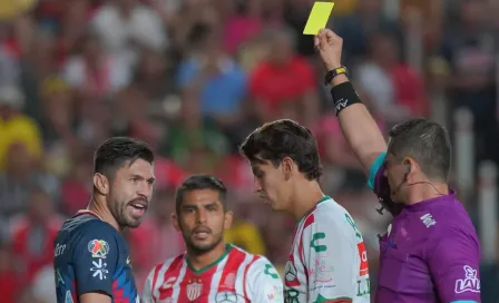 Oribe Peralta sobre el arbitraje: 'Todos han sido ayudados o perjudicados'