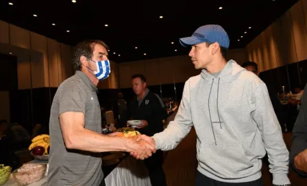 Pachuca: Chucky Lozano visitó a los Tuzos previo a Semifinales vs América