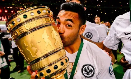 Marco Fabián sobre la afición del Frankfurt: 'Es la mejor de Europa'