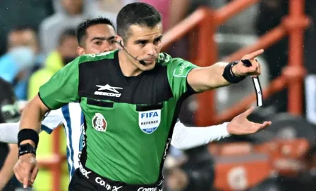 Felipe Ramos Rizo: "Pachuca juega con 11 gracias a Fernando Hernández"