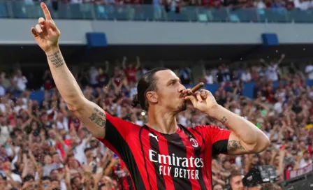 Zlatan Ibrahimovic: 'Celebren como campeones, que hoy toda Italia le pertenece al AC Milan'