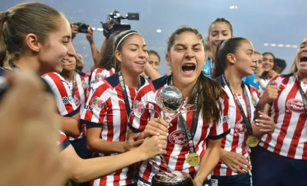 Liga MX Femenil: Chivas se fue festejar título a la Glorieta de la Minerva