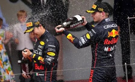 Checo Pérez: Papá de Max Verstappen se quejó por poca ayuda de Red Bull a su hijo