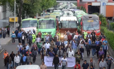 CDMX: Transportistas colapsaron vialidades con bloqueos exigiendo un alza en sus tarifas