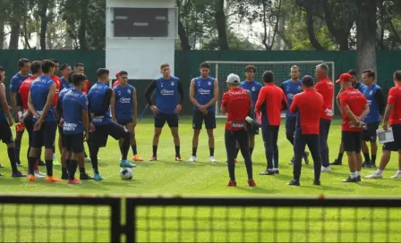 Chivas: El equipo rojiblanco partió a Barra de Navidad para la pretemporada