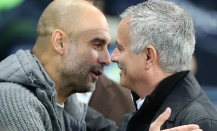 Guardiola y Mourinho aparecen besándose en lona del 'Primavera Sound'