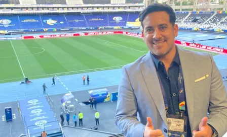 Video: Periodista rompió en llanto tras derrota de Perú ante Australia