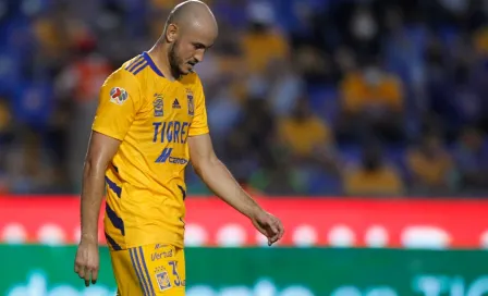 Tigres hizo oficial la baja de Carlos González 