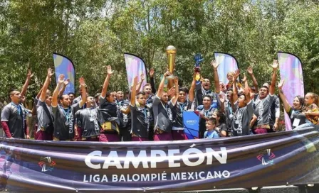 César Villaluz se coronó con los Halcones de Querétaro en la Liga de Balompié Mexicano