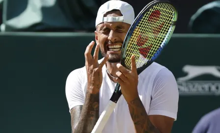 Kyrgios denuncia distracción por una mujer en Wimbledon: "Parece que se tomó 700 tragos"