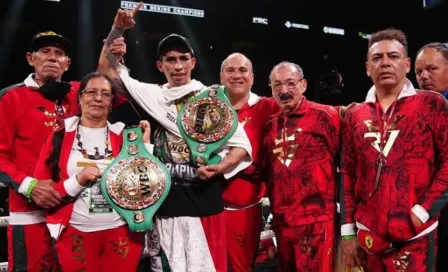 Rey Vargas derrotó a Mark Magsayo y se consagró como campeón mundial pluma del CMB