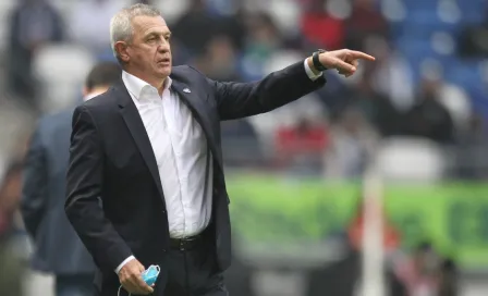 Vasco Aguirre tras los fracasos del Tri Sub 20 y Femenil: ‘No se pueden permitir’