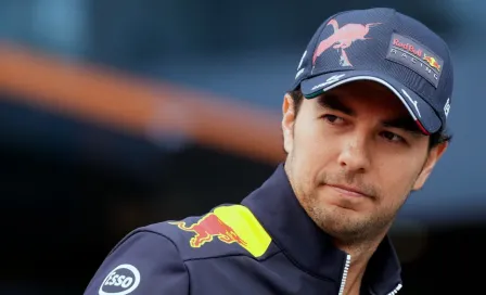 Checo Pérez: Niño vende botana para poder conocer al piloto tapatío