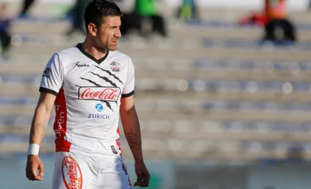 Héctor Mancilla visitó al Toluca, posó junto a Nacho Ambriz y se reencontró con Sinha