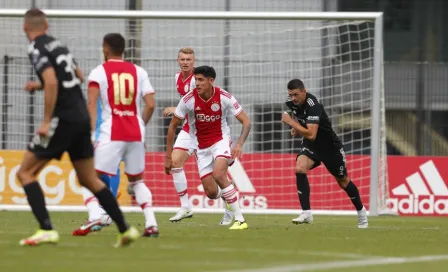 Edson Álvarez, titular en el primer partido del Ajax de Alfred Schreuder