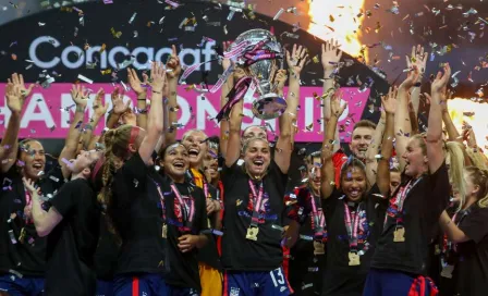 Campeonato Concacaf W: Alex Morgan bebió margaritas en el trofeo del Campeonato