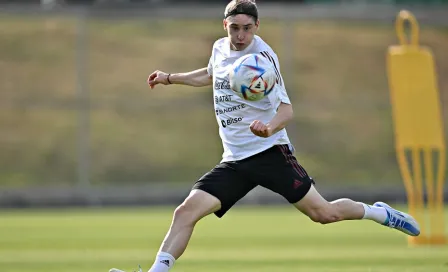 Marcelo Flores tuvo su primer entrenamiento con el Real Oviedo y prepara su debut