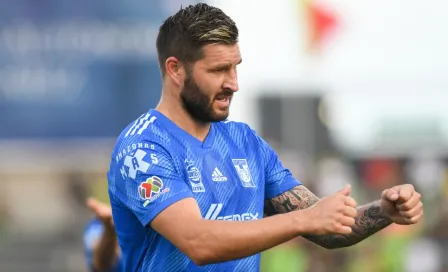 ¿Guiño a Boca Juniors?: André-Pierre Gignac posó con playera Xeneize