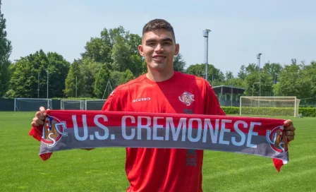 Johan Vásquez: Cantó ‘Despacito’ en la Pretemporada del Cremonese