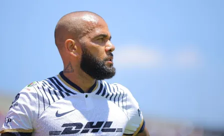 Dani Alves se arregló la barba con el peluquero del Primer Equipo de Pumas