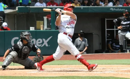 Diablos Rojos: Cerró temporada con 50 triunfos al derrotar a Guerreros en homenaje a Cantú