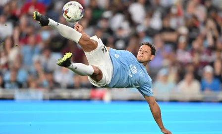 Chicharito Hernández: Captado entonando el Himno Nacional de México previo al All-Star Game