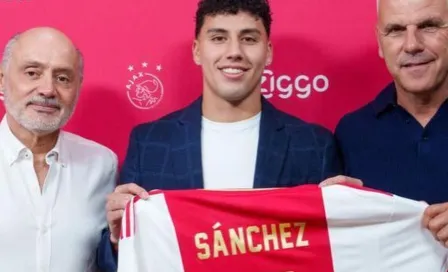 Jorge Sánchez: "Con la ilusión de ganar títulos con Ajax y prepararme para el Mundial"