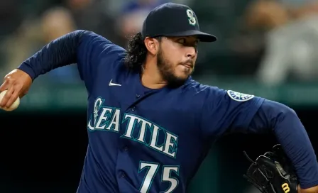 Andrés Muñoz: Ponchó a los tres rivales que enfrentó en la derrota de Mariners ante Athletics