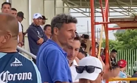 Tano Ortiz y Chaco Giménez tuvieron un amistoso reencuentro en partido Sub-20